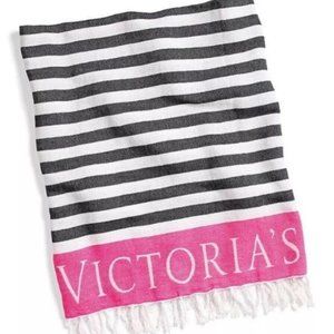 Victoria's Secret Black & White 2016 Limited Edition NEW Beach Blanket NWT